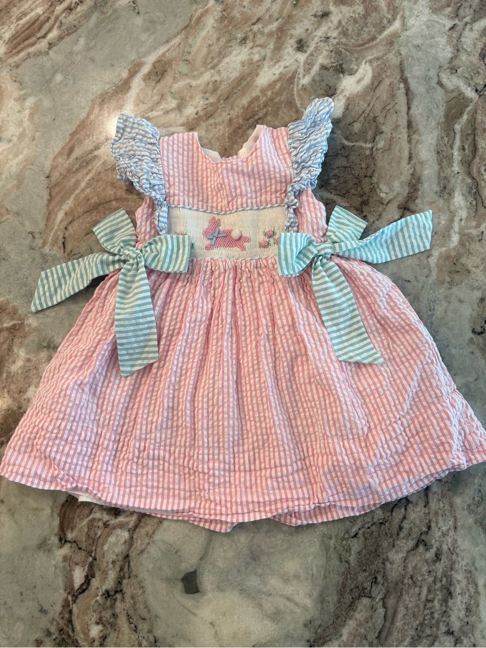 Cecil and Lou Girls Smocked Easter Bunny Dress Seersucker Bows Size 2T Spring